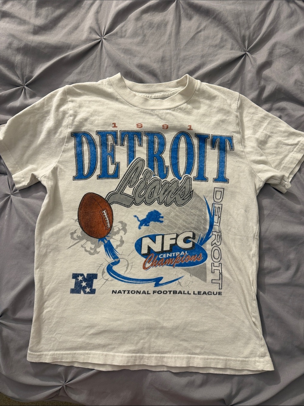 NFL Detroit Lions White and Blue Short Sleeve Tee